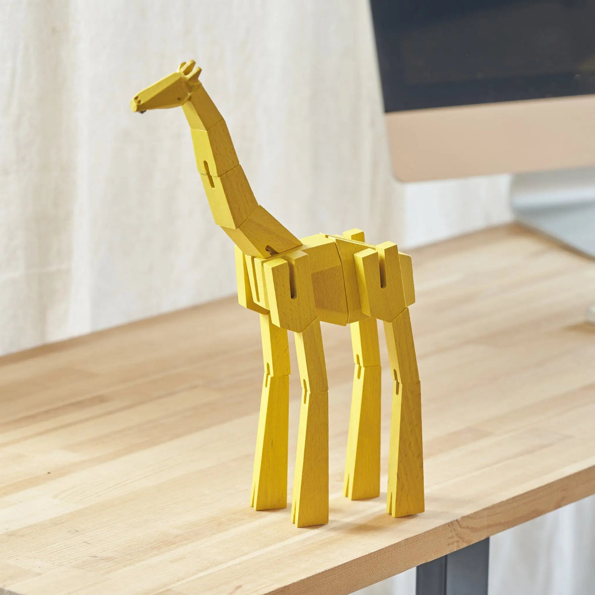 Morphits® Wooden Giraffe Interactive Art Piece